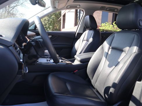 Used 2019 Audi Q7 3.0T Premium Plus w/ Premium Plus Package image 33