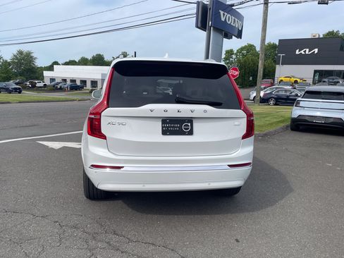 Certified 2024 Volvo XC90 T8 Ultimate w/ Lounge Package AWD/4WD image 5