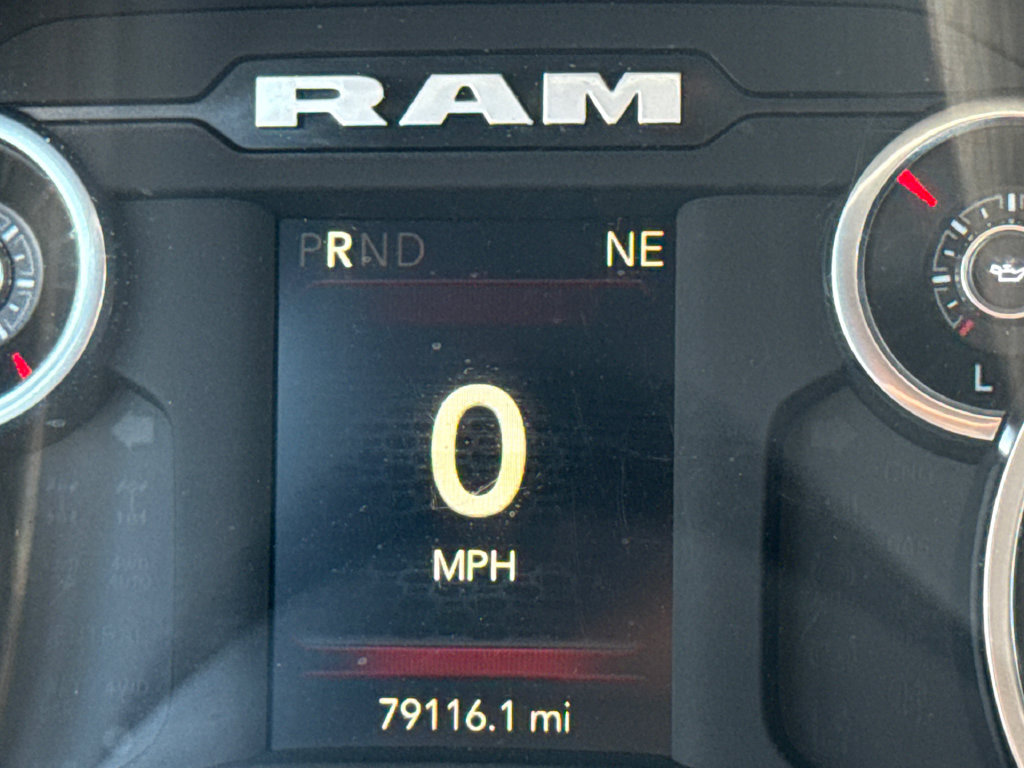 Used 2024 RAM 3500 Tradesman w/ Chrome Appearance Group AWD/4WD image 30