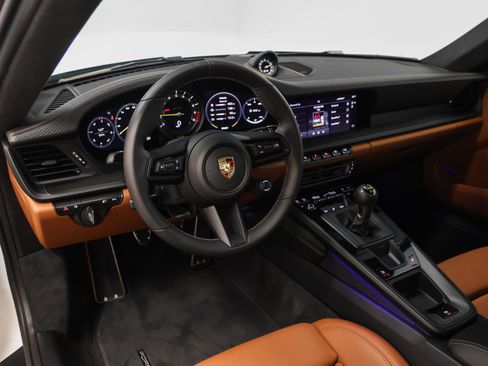 Certified 2023 Porsche 911 GT3 RWD image 43