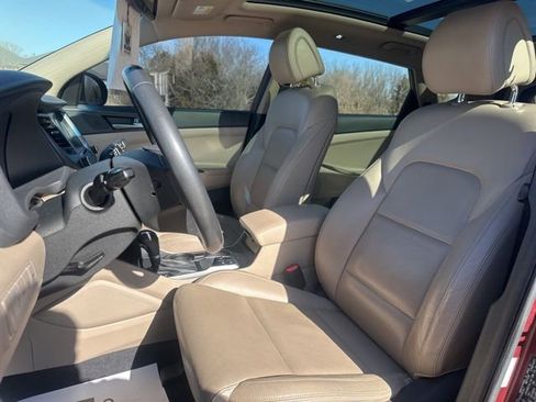 Used 2016 Hyundai Tucson Limited w/ Option Group 03 image 14