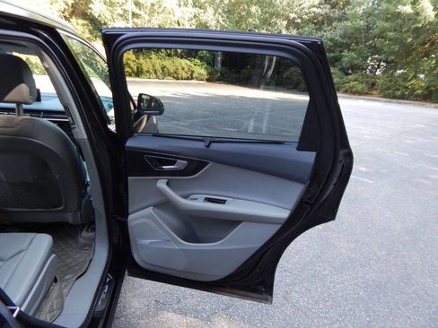 Used 2017 Audi Q7 3.0T Prestige image 62