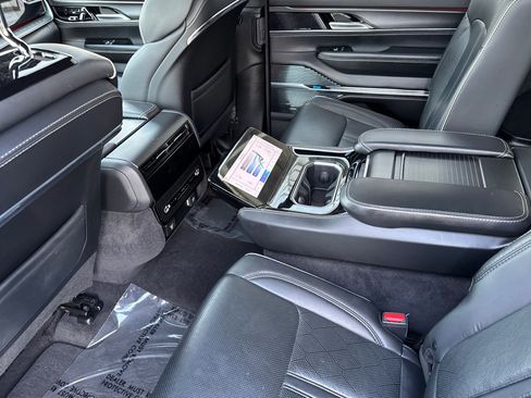 Used 2024 Jeep Grand Wagoneer L Series II w/ Quick Order Packagew 28T AWD/4WD image 12