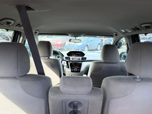 Used 2014 Honda Odyssey EX image 8
