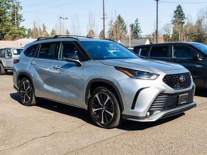Used 2021 Toyota Highlander XSE