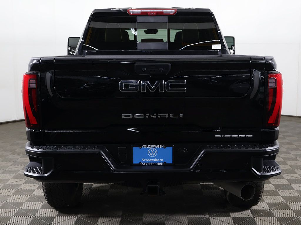 Used 2025 GMC Sierra 2500 Denali Ultimate AWD/4WD image 18