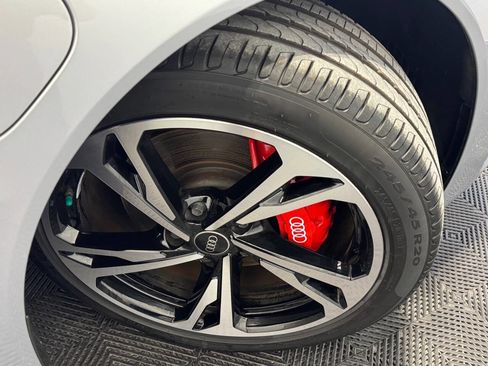 Used 2024 Audi e-tron GT Premium Plus w/ Performance Package image 63