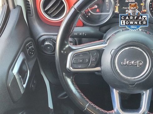 Used 2020 Jeep Wrangler Unlimited Rubicon AWD/4WD image 11