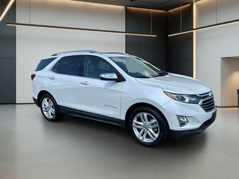 Used 2020 Chevrolet Equinox Premier FWD image 8