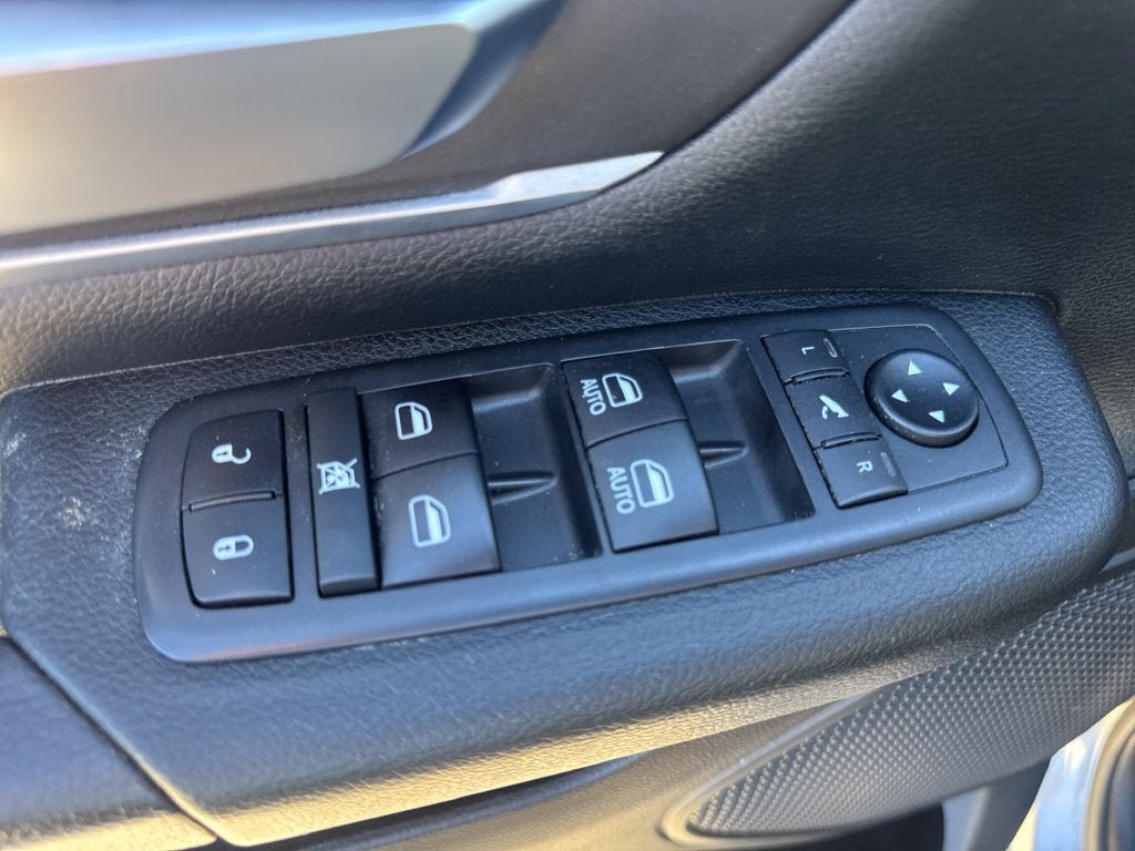 Used 2020 RAM 1500 Big Horn AWD/4WD image 18
