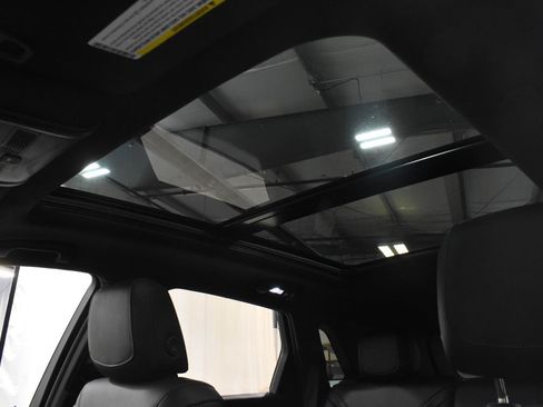 Certified 2025 Cadillac XT5 Premium Luxury w/ LPO, Floor Liner Package FWD image 3