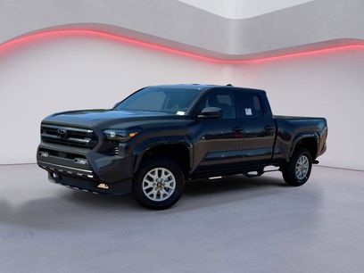 New 2025 Toyota Tacoma SR5
