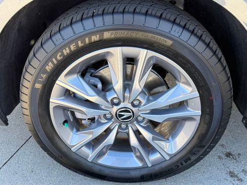 Certified 2025 Acura ADX AWD image 13
