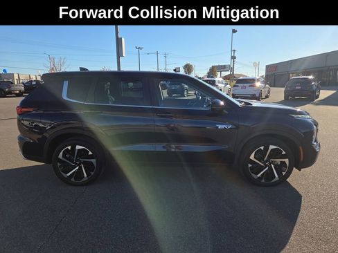 Used 2023 Mitsubishi Outlander LE image 8
