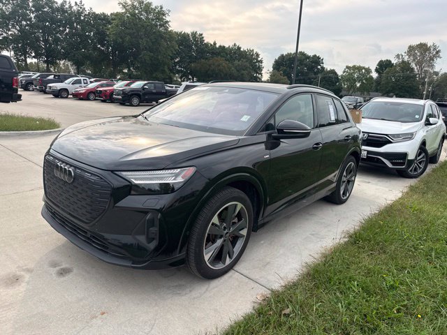Used 2024 Audi Q4 e-tron Prestige w/ Black Optic Package AWD/4WD image 1