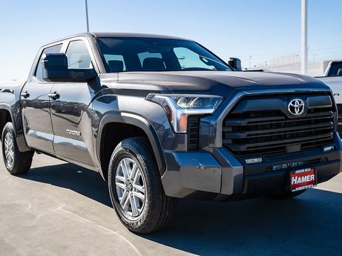 New 2026 Toyota Tundra SR5 image 3