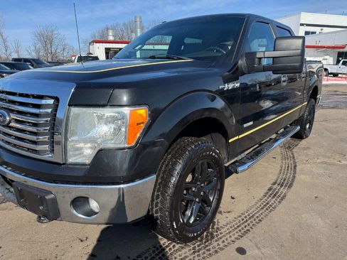 Used 2012 Ford F150 XLT w/ XTR Pkg image 9