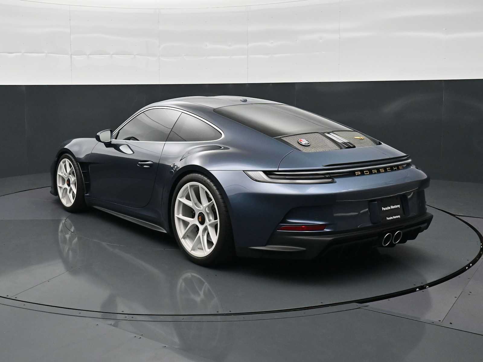Certified 2024 Porsche 911 GT3 RS RWD image 3