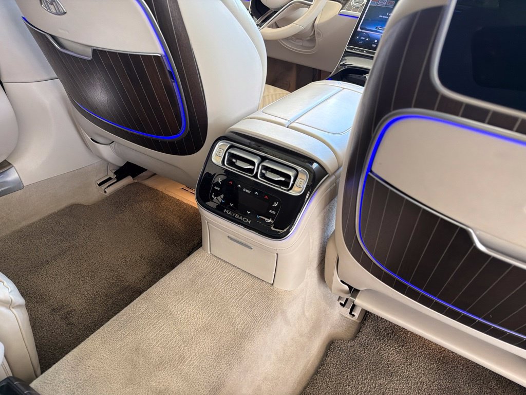 Used 2022 Mercedes-Benz Maybach S 580 4MATIC image 35