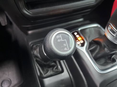 Used 2022 Jeep Wrangler Unlimited Sport S w/ Sun And Sound Package image 60