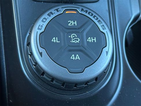 New 2024 Ford Bronco Outer Banks image 28