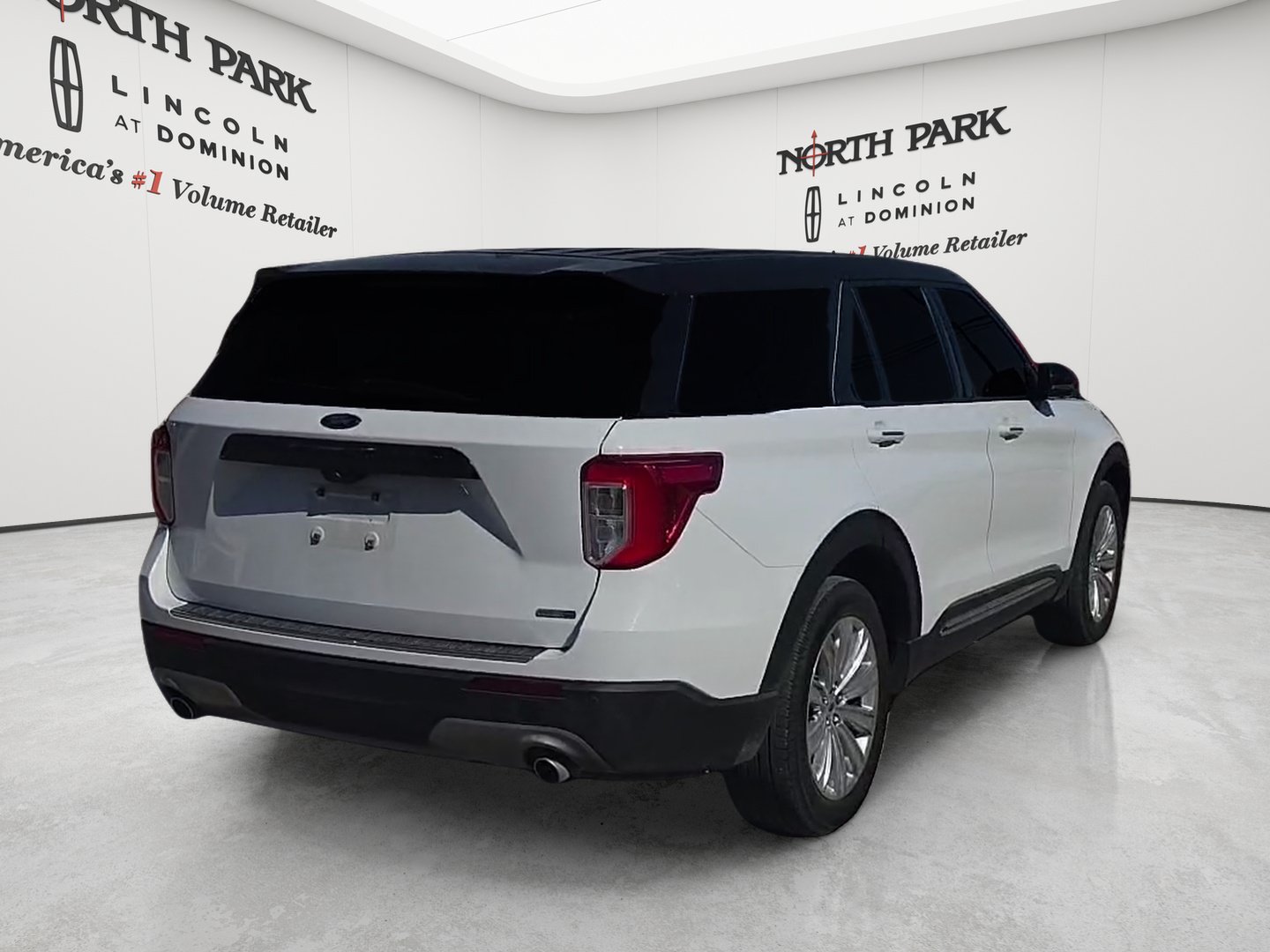 Used 2020 Ford Explorer Limited AWD/4WD image 5