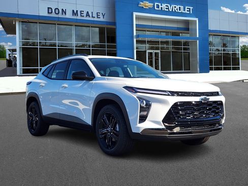 New 2026 Chevrolet Trax ACTIV w/ Sunroof Package image 1