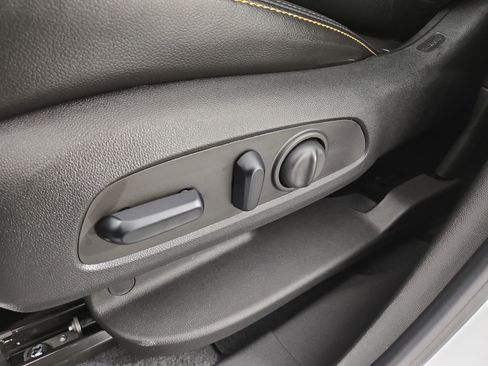 Certified 2021 Chevrolet Equinox Premier image 29