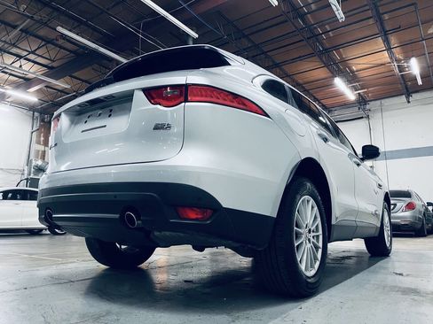Used 2020 Jaguar F-PACE AWD/4WD image 8