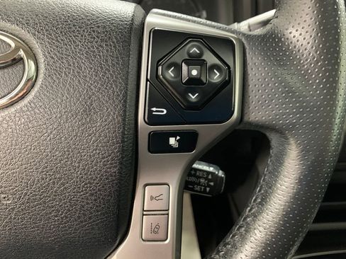 Used 2020 Toyota 4Runner SR5 Premium w/ Moonroof Package AWD/4WD image 12