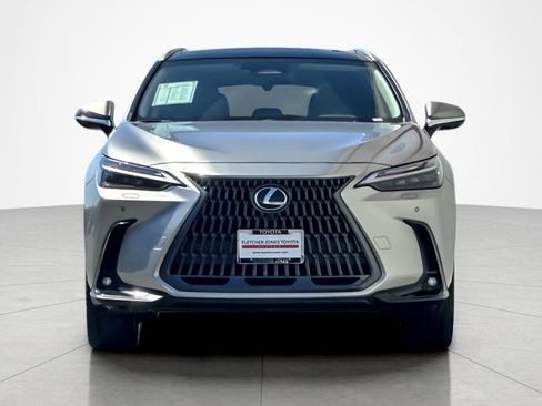 Used 2025 Lexus NX 450h+ AWD w/ Luxury Package image 8