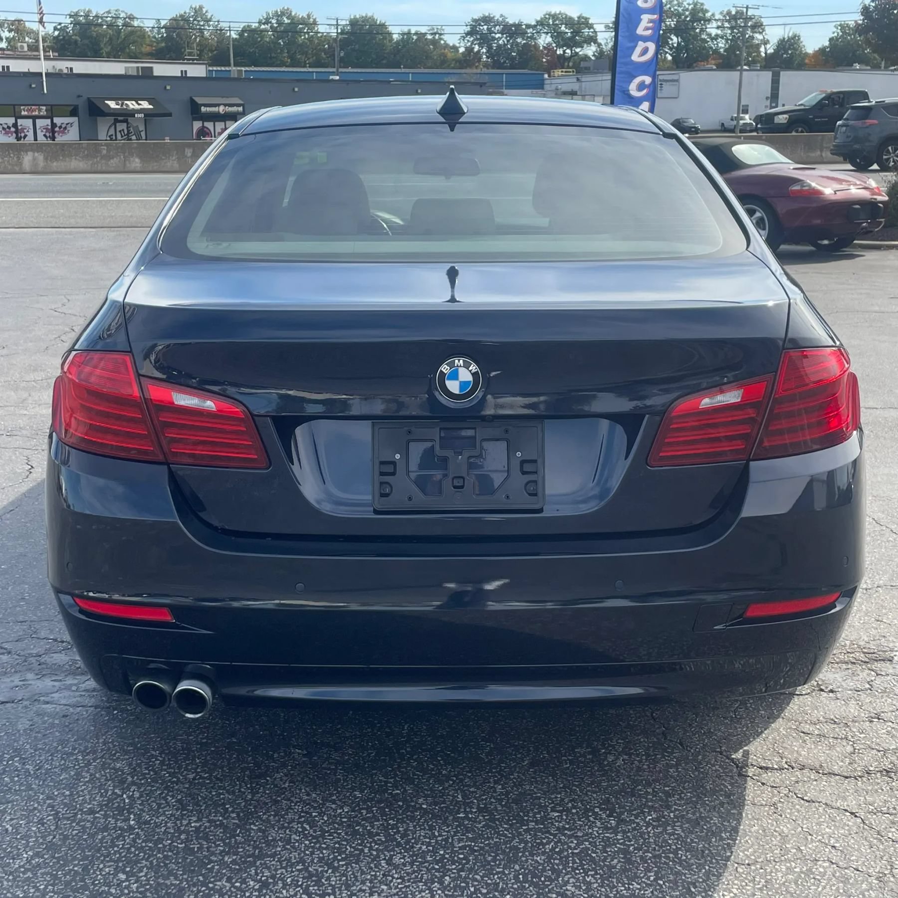 Used 2015 BMW 528i xDrive Sedan AWD/4WD image 6