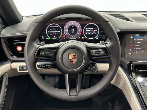 New 2025 Porsche Panamera 4 image 44