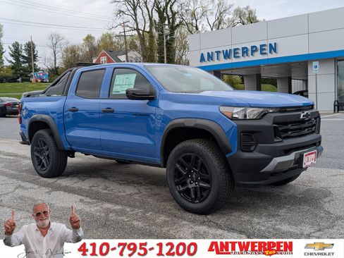New 2025 Chevrolet Colorado Trail Boss w/ Midnight Edition image 3