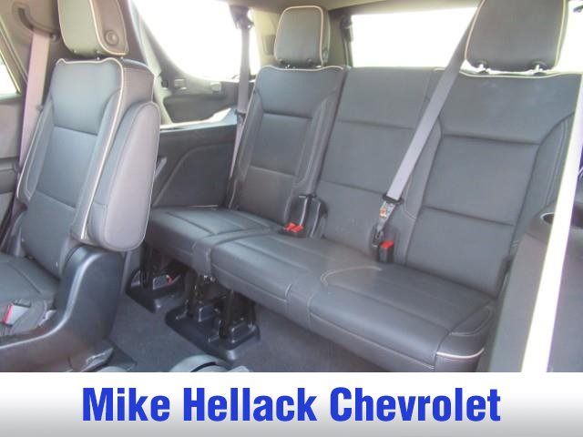 Used 2026 Chevrolet Tahoe Premier AWD/4WD image 15
