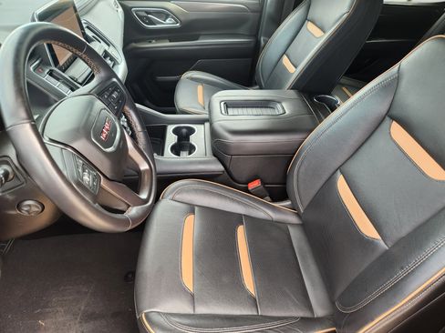 Used 2021 GMC Yukon AT4 w/ AT4 Premium Package image 13