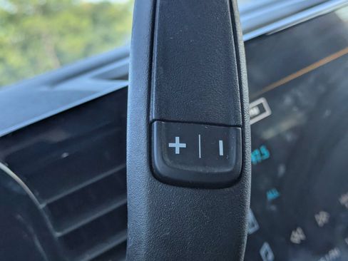 Certified 2023 Chevrolet Silverado 1500 LT AWD/4WD image 18
