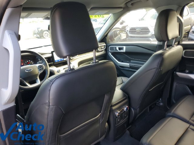 Used 2022 Ford Explorer XLT w/ Equipment Group 202A RWD image 14