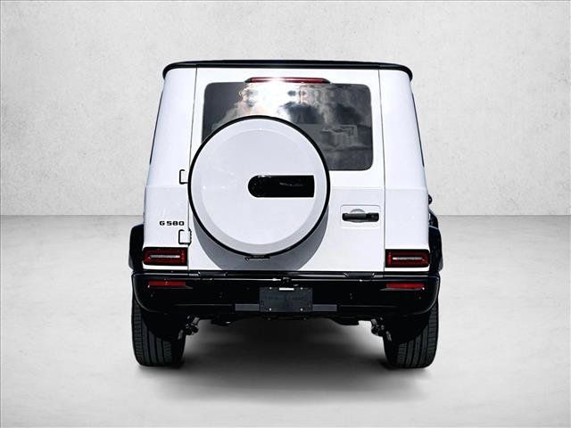 New 2027 Mercedes-Benz G 580 e image 4