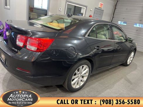 Used 2013 Chevrolet Malibu LT FWD image 4