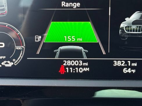 Used 2023 Audi e-tron Prestige w/ Prestige Package AWD/4WD image 16