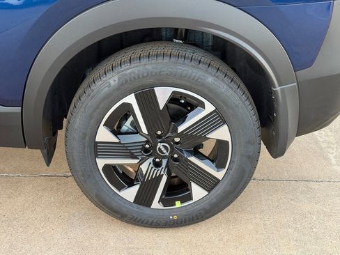 New 2026 Nissan Kicks SV image 24