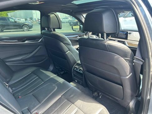 Used 2018 BMW 530i xDrive w/ Premium Package AWD/4WD image 37
