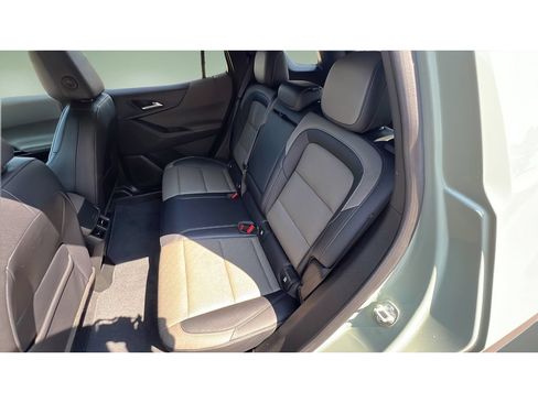 Certified 2025 Chevrolet Equinox LT w/ Convenience Package II AWD/4WD image 28