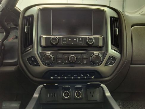 Used 2015 Chevrolet Silverado 2500 LTZ AWD/4WD image 27