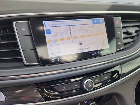 Used 2020 Buick Enclave Premium w/ Sun and Sites Package image 23