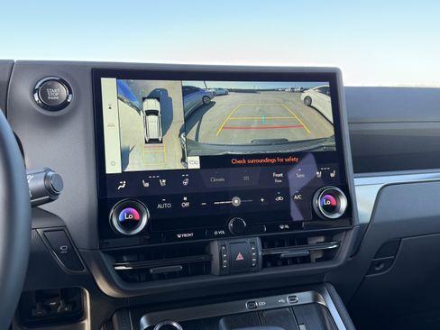 New 2026 Lexus GX 550 AWD/4WD image 27