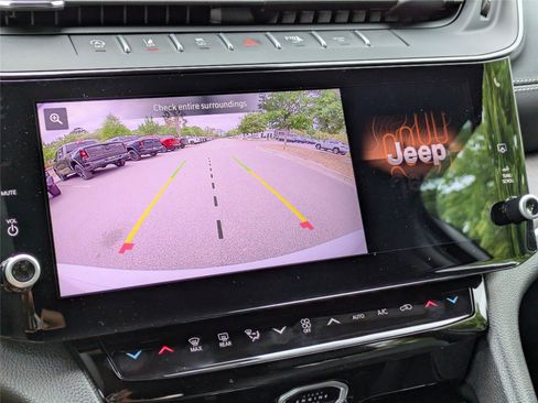New 2026 Jeep Grand Cherokee Altitude RWD image 22