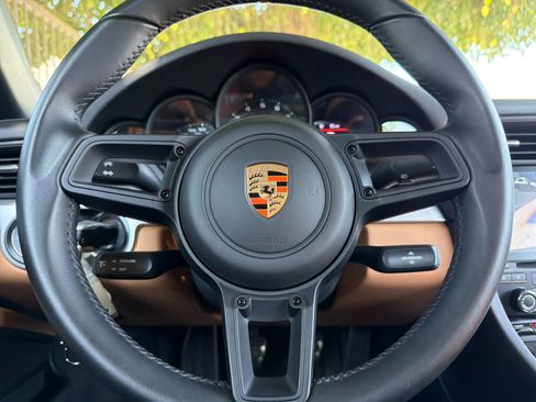 Certified 2019 Porsche 911 Speedster RWD image 21