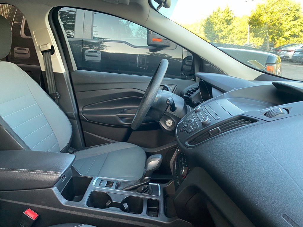 Used 2019 Ford Escape S FWD image 6
